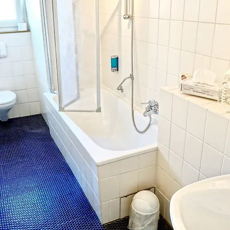 Alpha Hotel 3*