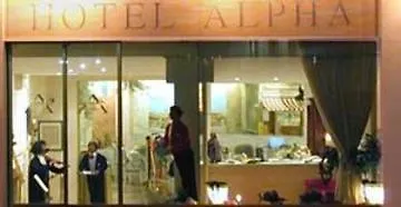 Hotel Alpha 3*